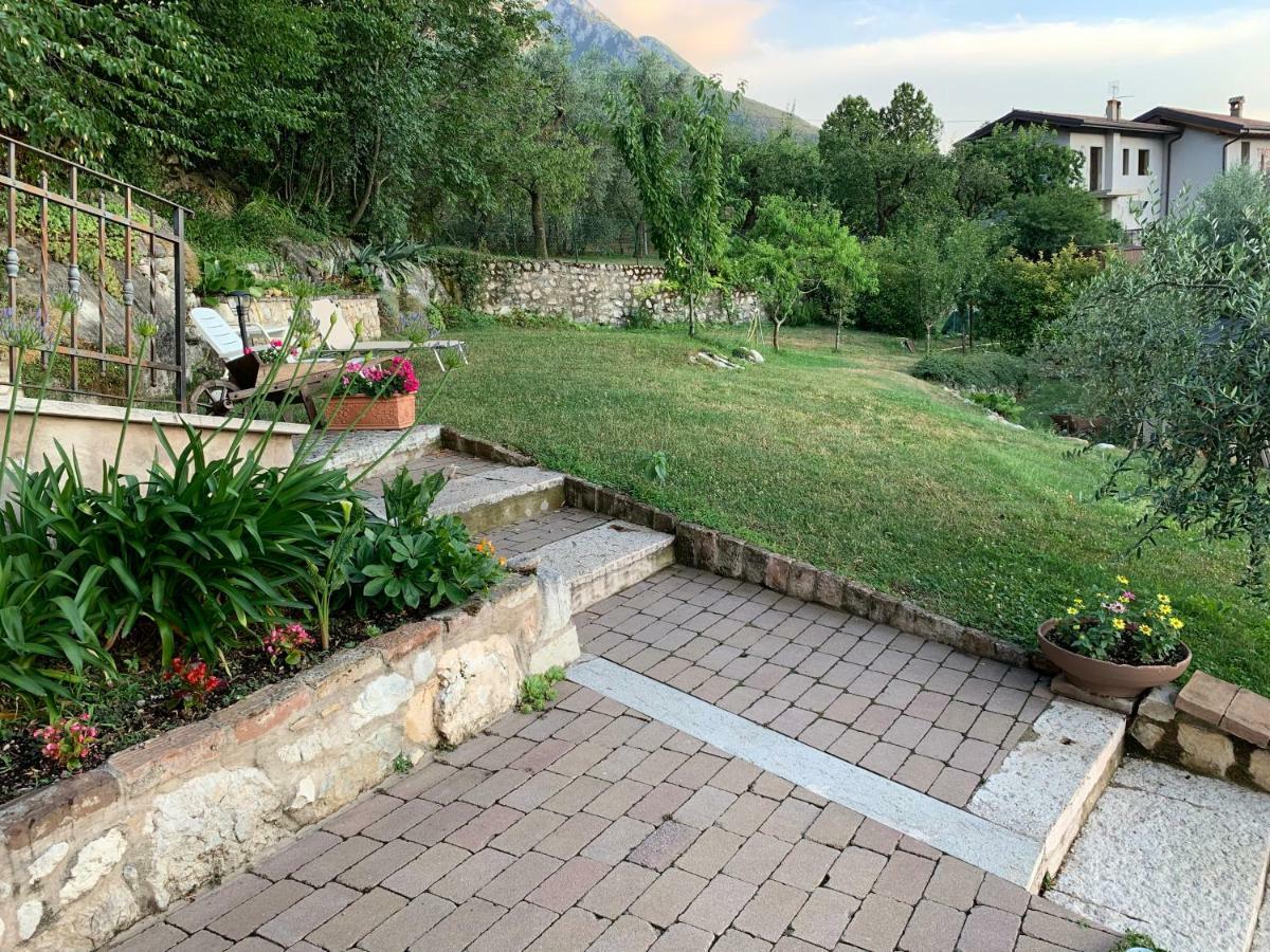 Ferienwohnung La Casa Nel Bosco Malcesine Exterior foto