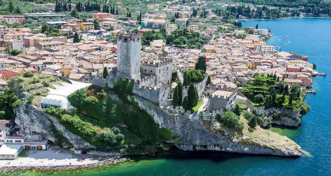 Ferienwohnung La Casa Nel Bosco Malcesine Exterior foto